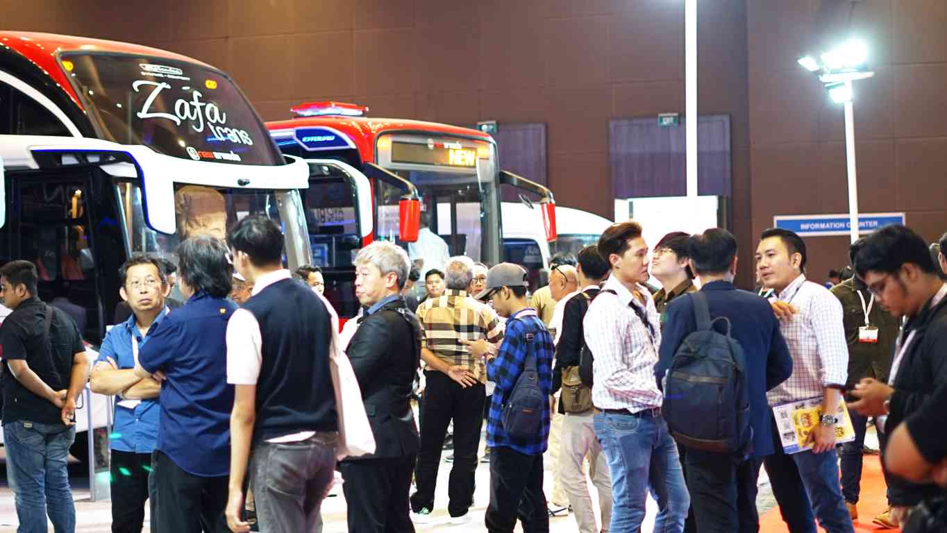 People at Busworld Southeast Asia 2024 (2)